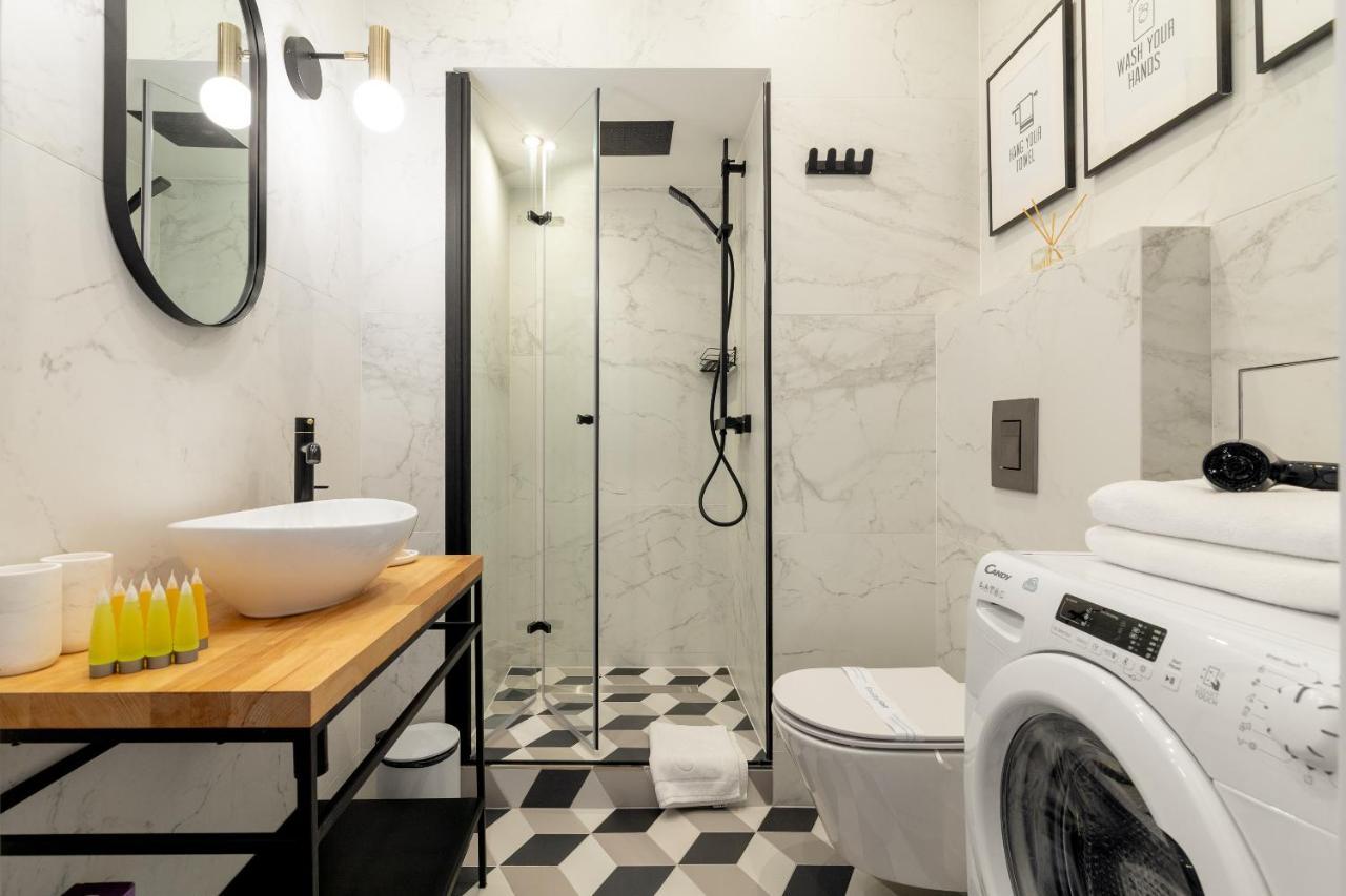Metro Politechnika Cosy Apartment ワルシャワ エクステリア 写真